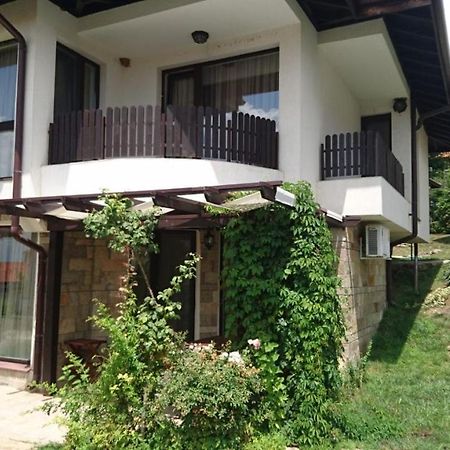 Villa Nina - Bay View Villas 코샤리챠 외부 사진