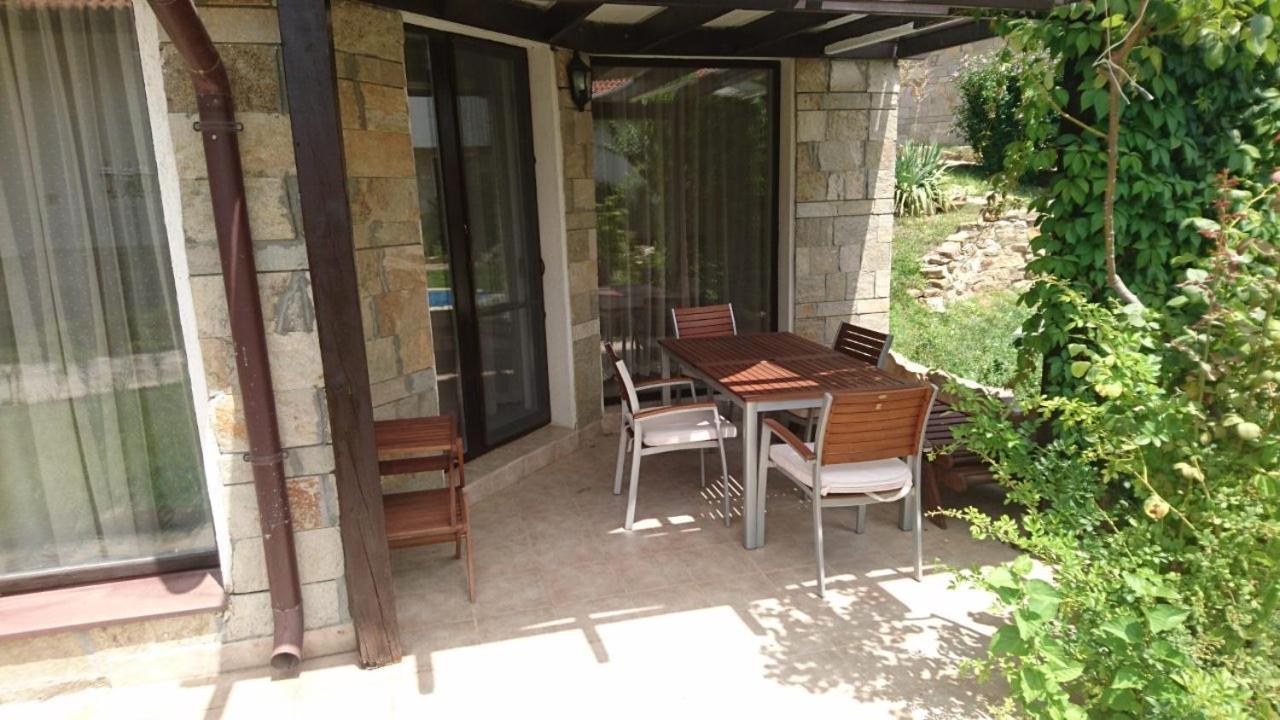 Villa Nina - Bay View Villas 코샤리챠 외부 사진